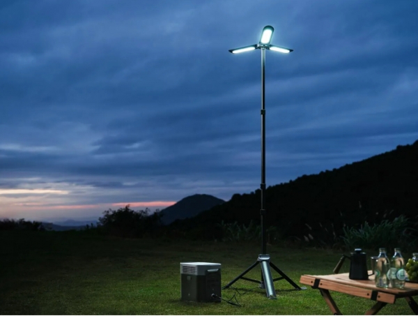 EcoFlow 多功能戶外露營燈