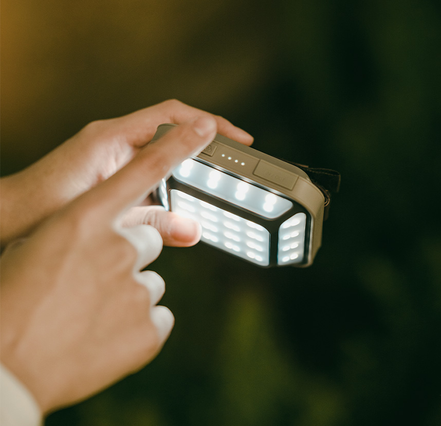 LUMENA MINI 五面廣角行動電源LED燈-經典白